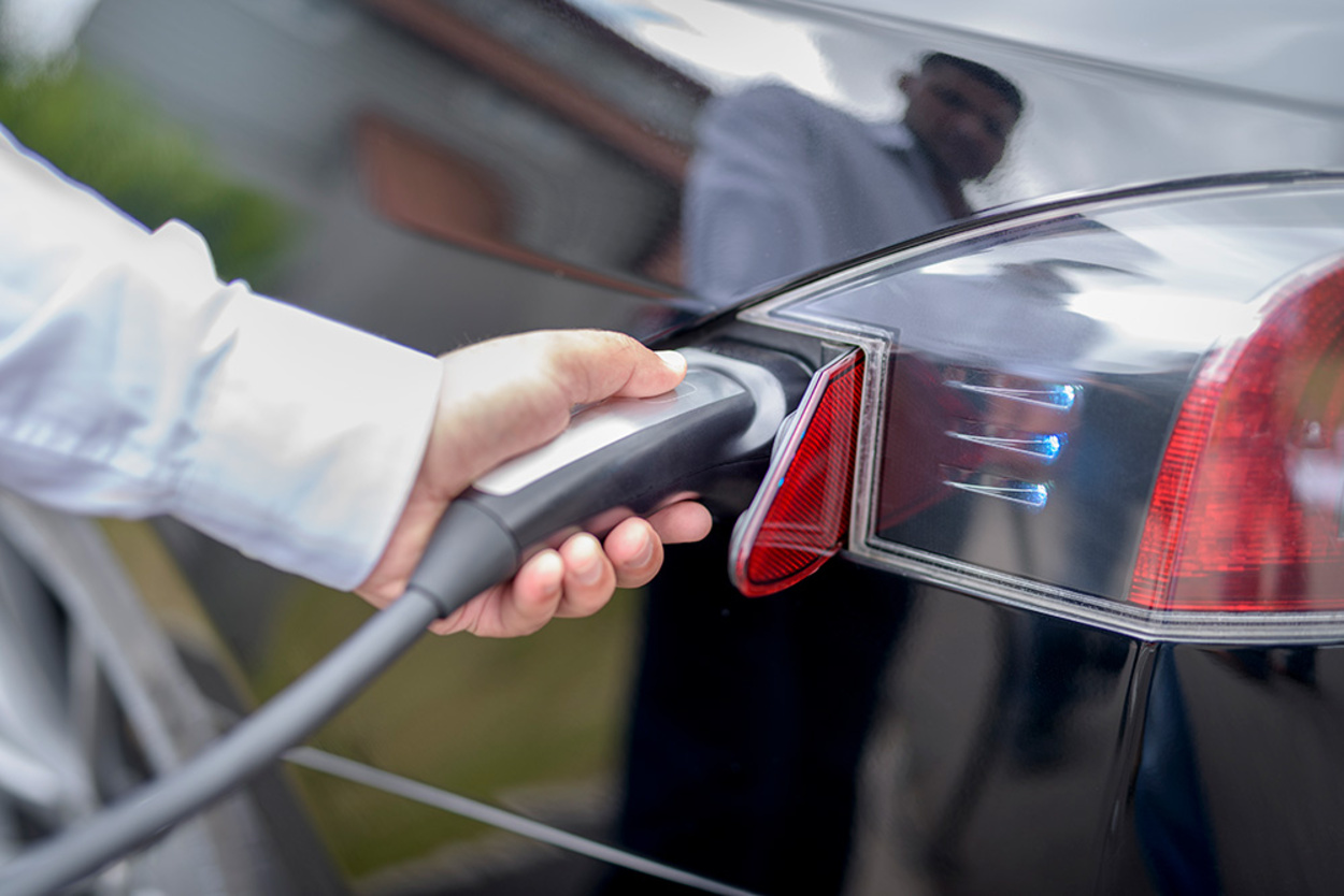 Elektro­mobilität bei Elektro Pfau GmbH in Speichersdorf